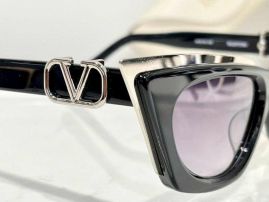 Picture of Valentino Sunglasses _SKUfw46802749fw